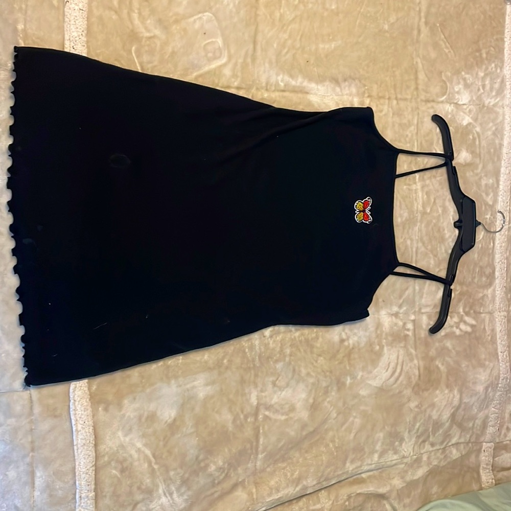 black bodycon dress